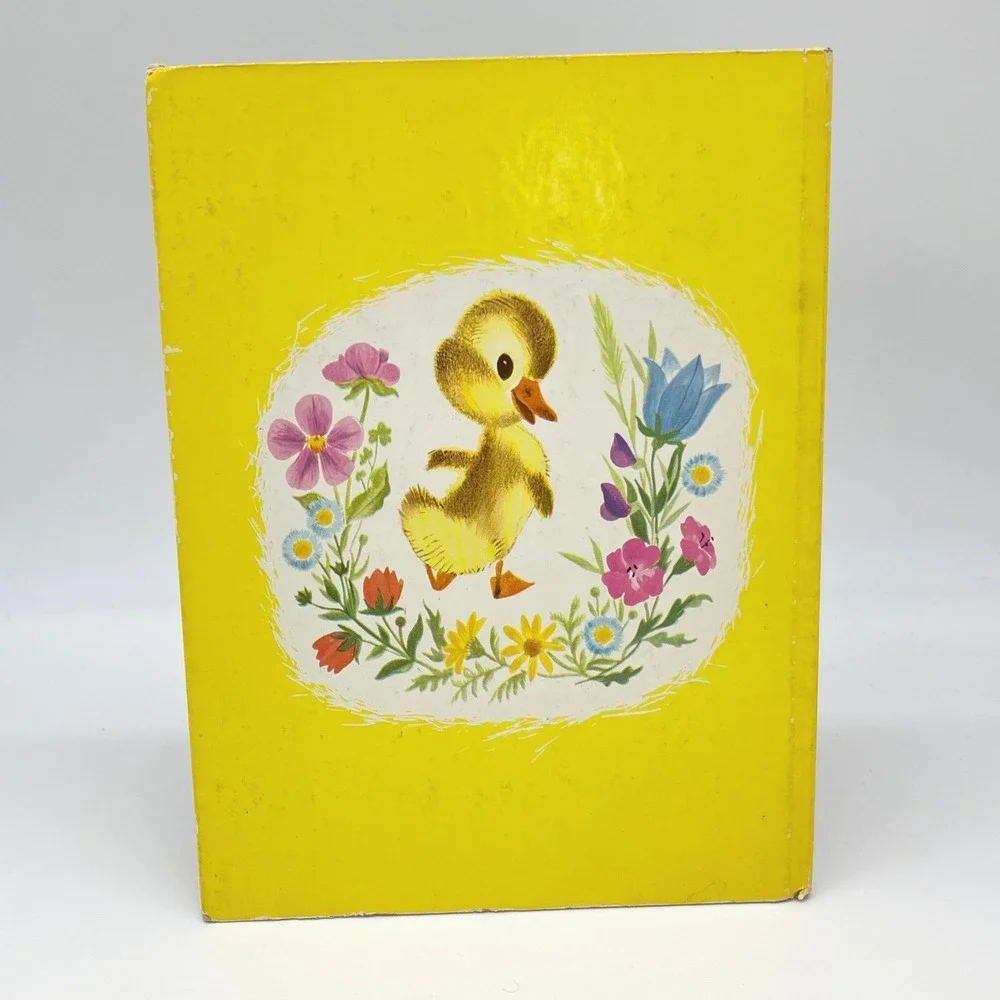 Vintage Golden Press The Fuzzy Duckling Book Kids OS Illustrated Farm Retro